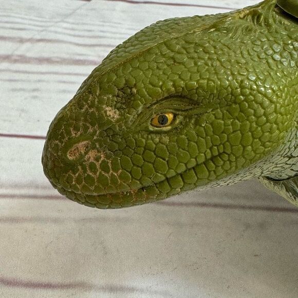 VINTAGE 1979 KENNER STAR WARS DEWBACK FIGURE WITH SADDLE  & VINTAGE STORMTROOPER - Picture 7 of 10